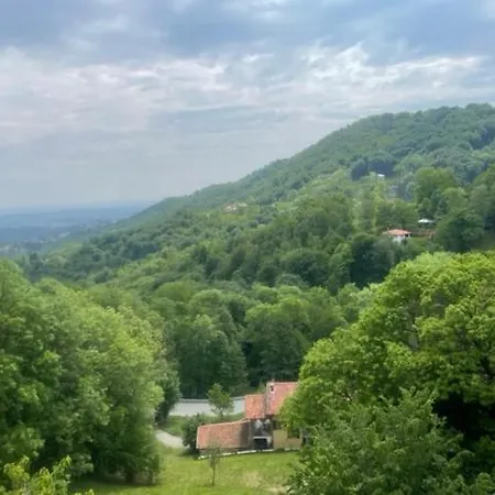 Apartment La Casetta Gialla Biella