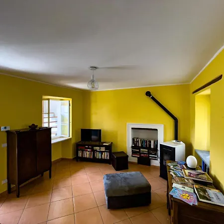 La Casetta Gialla Apartment Biella